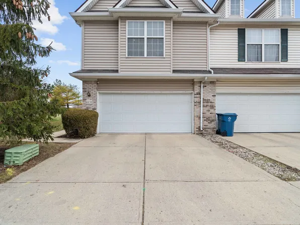 6210 Bishops Pond Ln, Indianapolis, IN 46268
