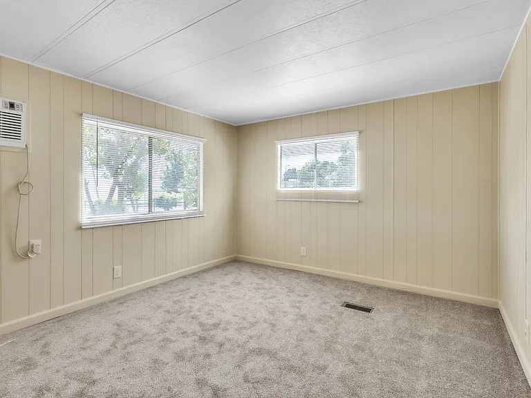7986 Excelsior Rd — Photo 16