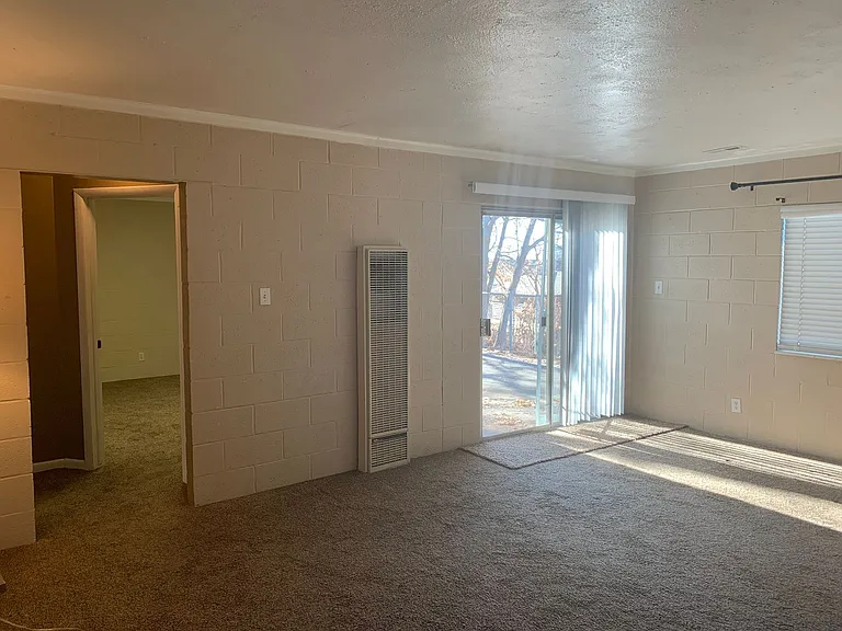 557 N 400 E — Photo 19