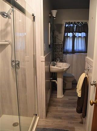 4th image of 501 W 91st St