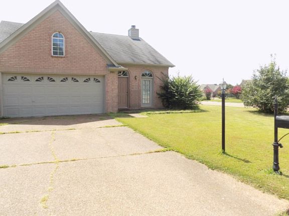 2nd image of 8985 Pepper Hollow Ct