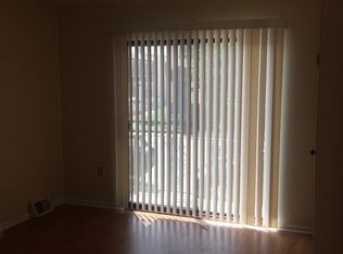 2121 S 4th St #1, Philadelphia, PA 19148