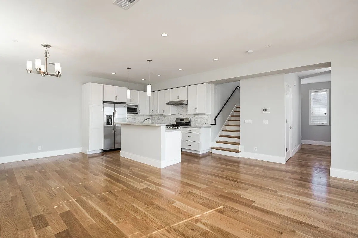 2 bed, 2.5 bath, 1410 sqft, $5,995 — Photo 1