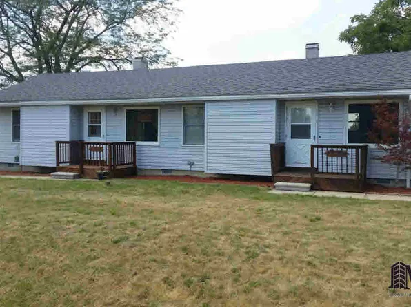 15775 Virginia Ct, Monroe, MI 48161