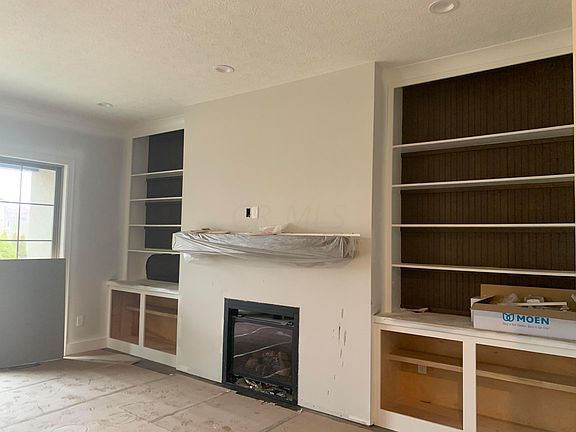 5th image of 7182 Tuscany Dr