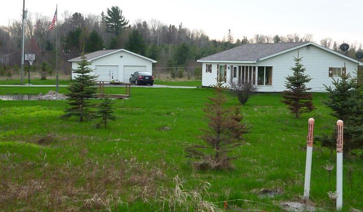 1st image of 11036 S Mackinac Trl