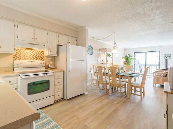 3rd image of 6000 N Ocean Blvd #225