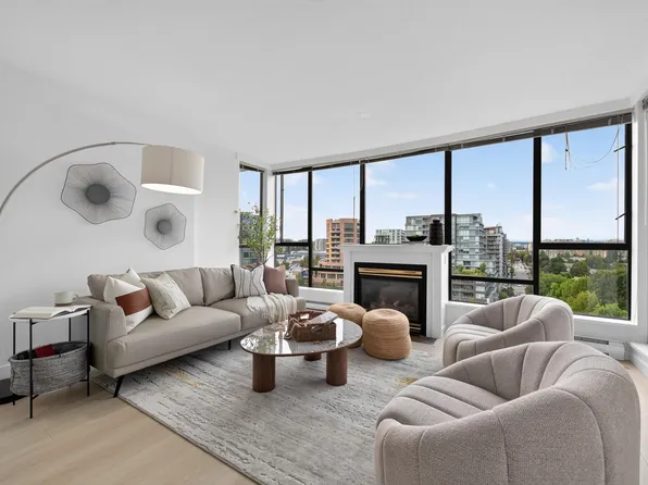 8180 Granville Ave #1302, Richmond, BC V6Y 4G1
