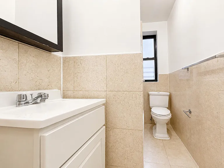 3139 Broadway #6 — Photo 10