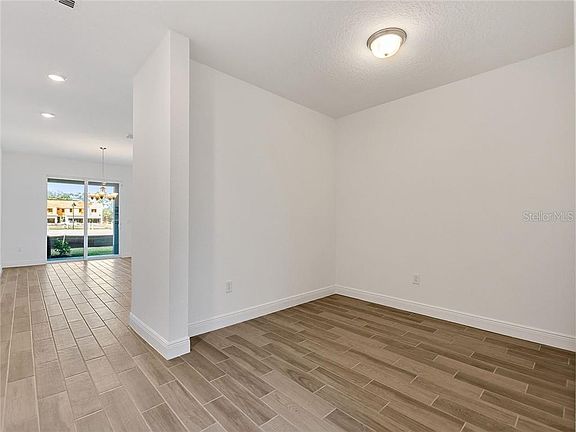 3rd image of 1522 Broad Wing Ln