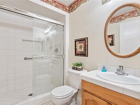 2nd image of 1089 Beechwood Dr