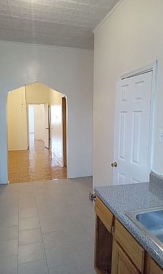 1st image of 156 Wyckoff Ave APT 3R