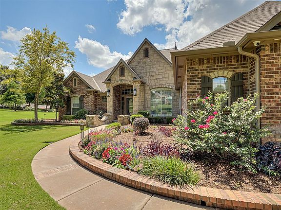 3rd image of 205 Alyssa Ln