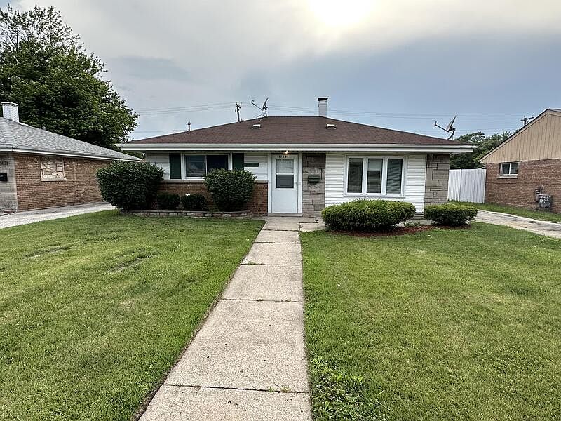 1st image of 17108 Burnham Ave