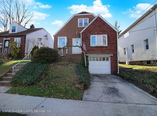 34 Myrtle Ave, Staten Island, NY 10310