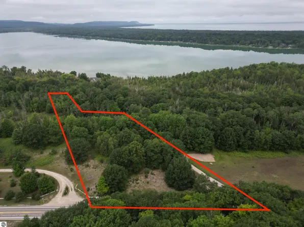 0 Sandy Ln, Cedar, MI 49621
