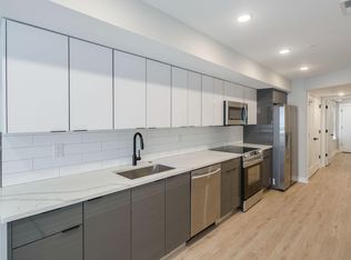 1715 N 25th St #2, Philadelphia, PA 19121