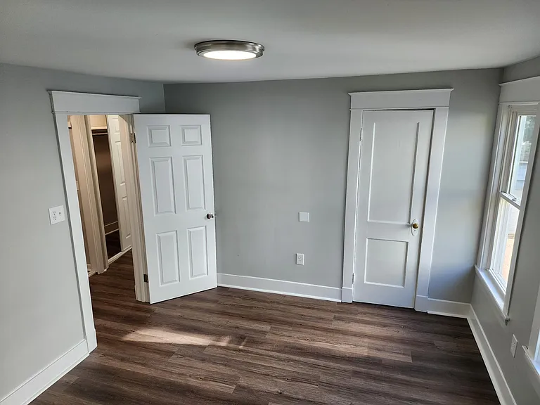 83 Grand Ave #4 — Photo 6