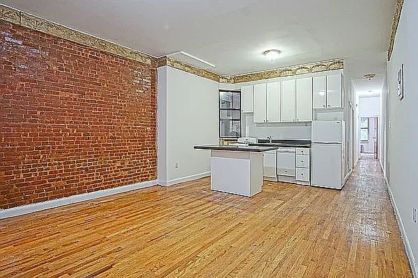 1st image of 405 Central Park W #4