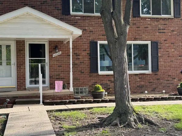 42336 Toddmark Ln, Clinton Township, MI 48038