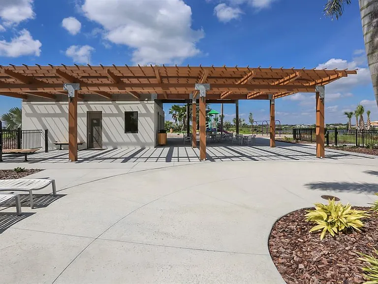 6207 Voyagers Pl — Photo 38