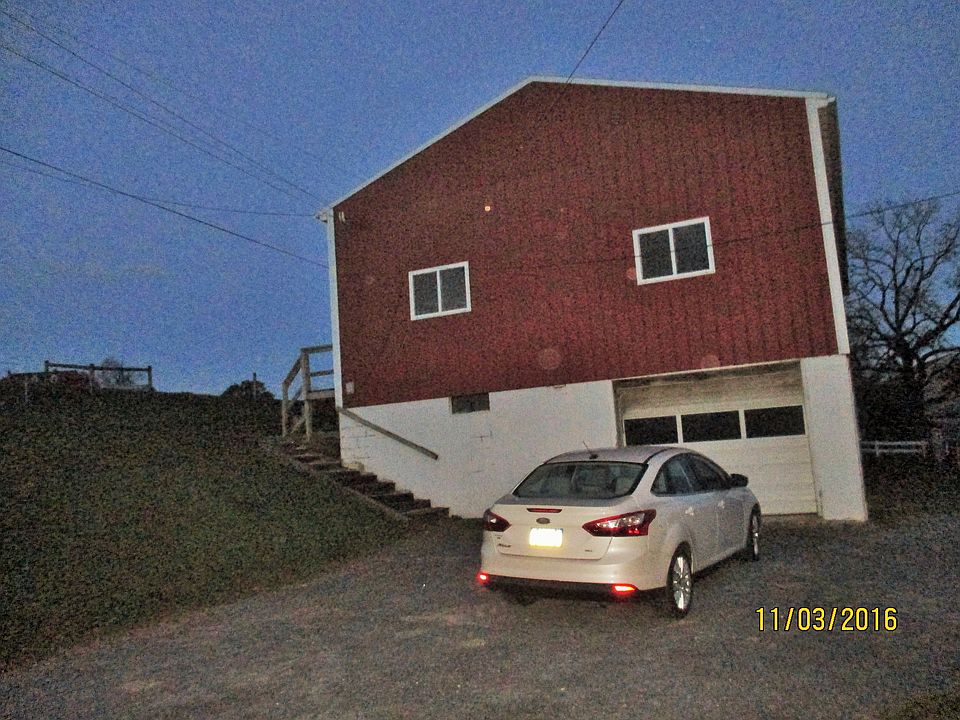 2nd image of 1823 Smoketown School Rd