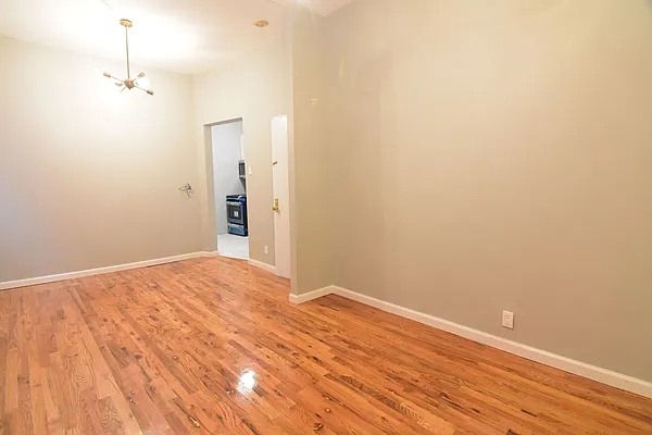 Rented by Clove Realty LLC | media 17