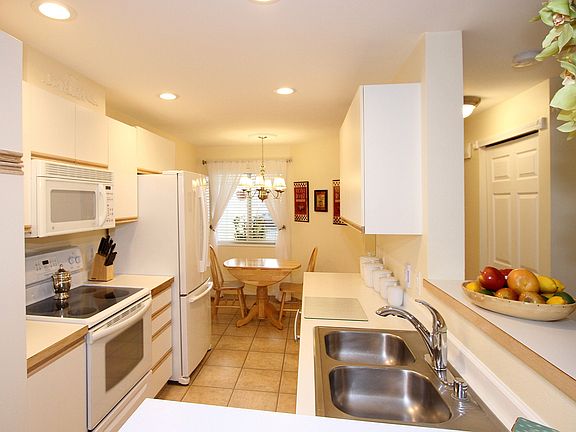 3rd image of 23714 56th Pl S Unit 83