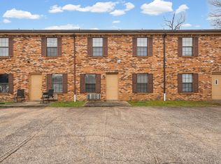 704 Peachers Dr #F, Clarksville, TN 37042