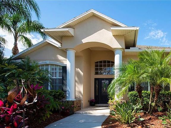 3rd image of 807 Citrus Wood Ln