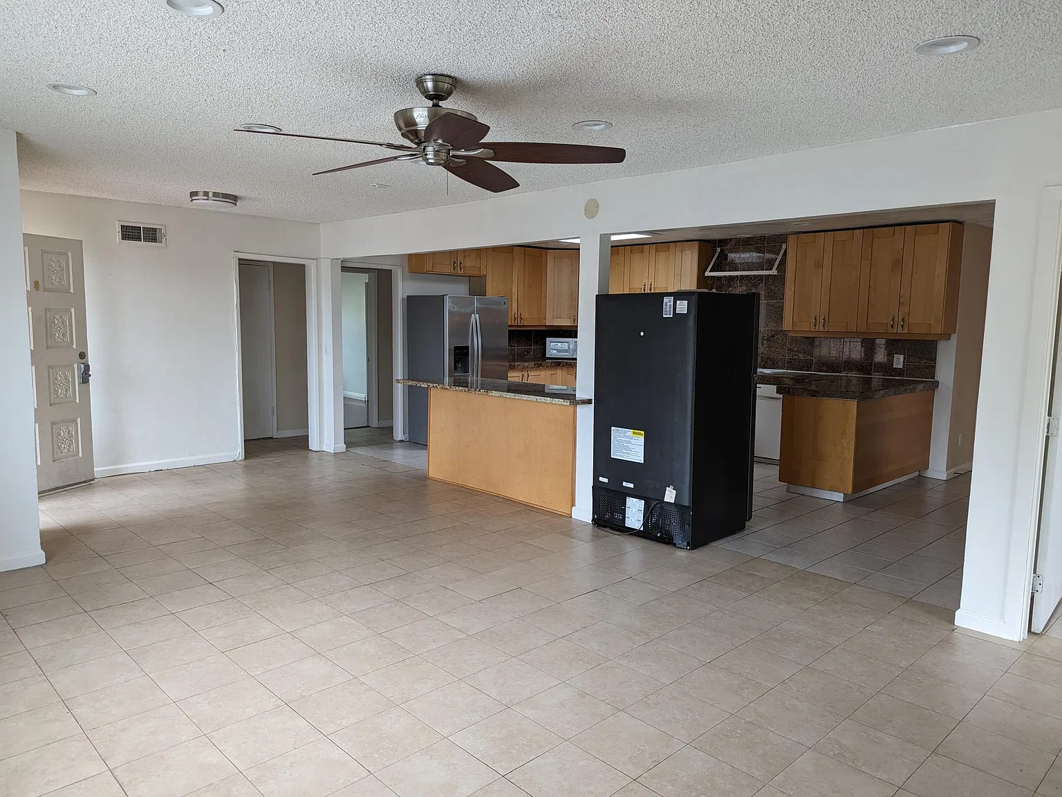4995 Curry Dr — Photo 4