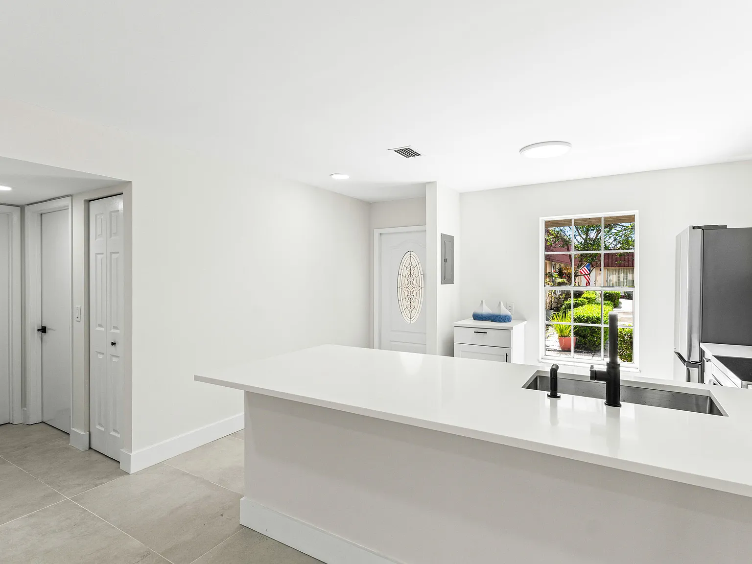2 bed, 2.0 bath, 941 sqft, $2,500 — Photo 4