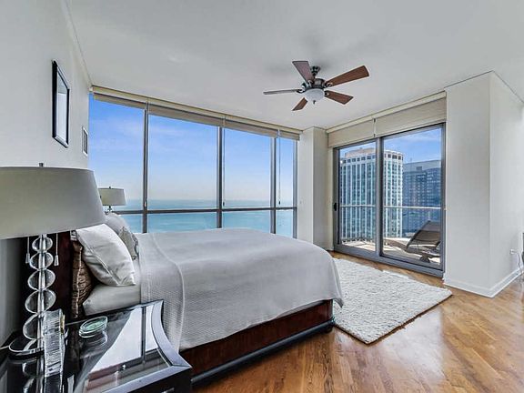 4th image of 420 E Waterside Dr Unit 4101