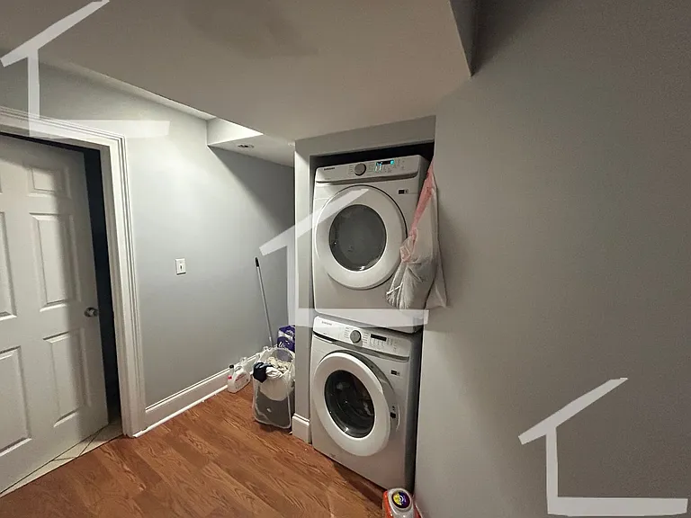 729 Parker St #9 — Photo 9