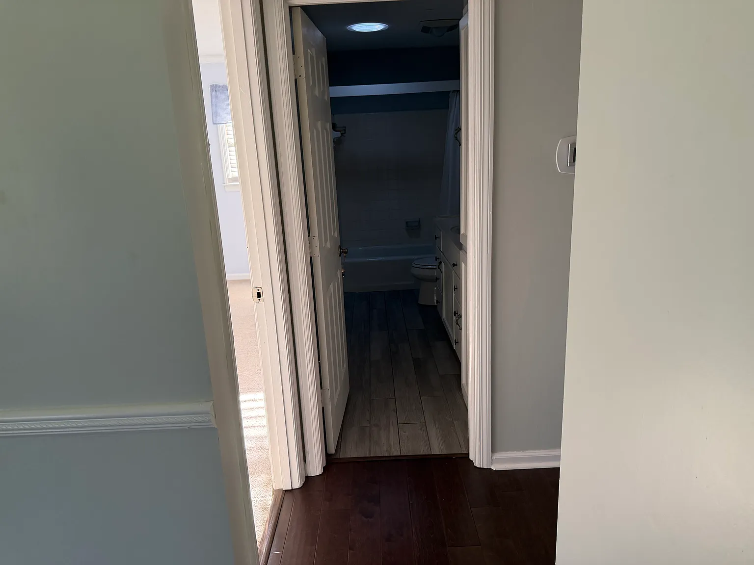 3 bed, 1700 sqft, $2,100 — Photo 2