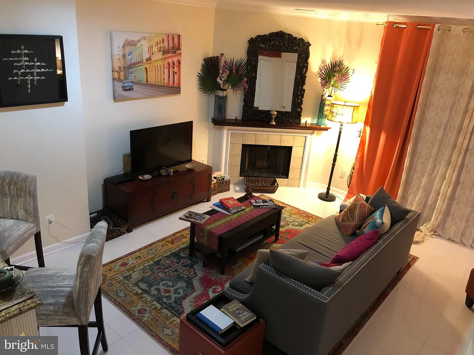 2 bed, 1.5 bath, 1008 sqft, $2,350 — Photo 3