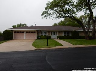 5911 Northgap St, Windcrest, TX 78239