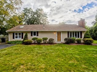 54 Shady Brook Ln, Springfield, MA 01118