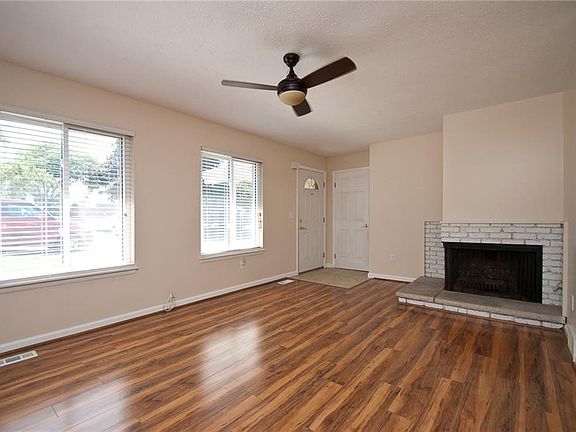 4th image of 113 Greenway Blvd