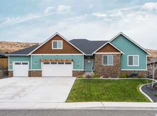 1511 W 51st Ave, Kennewick, WA 99337
