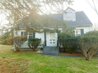 6 Blue Bird Rd, Monsey, NY 10952