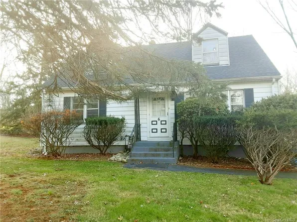 6 Blue Bird Rd, Monsey, NY 10952