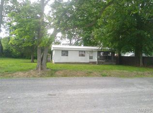 606 E College St, Sparta, IL 62286