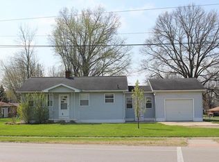 2200 Broadway, Highland, IL 62249