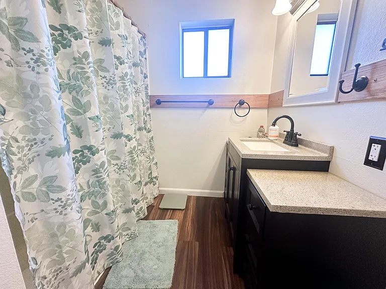 1331 California St — Photo 11