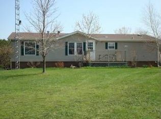 N1142 Jensen Rd, Waupaca, WI 54981