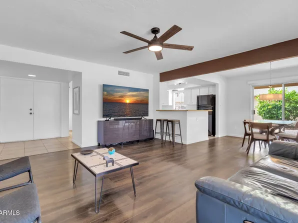 26447 S Snead Drive, Sun Lakes, AZ 85248