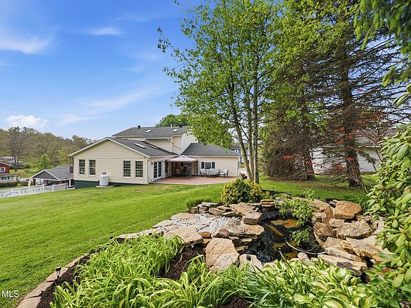 5th image of 309 Cullis Ln