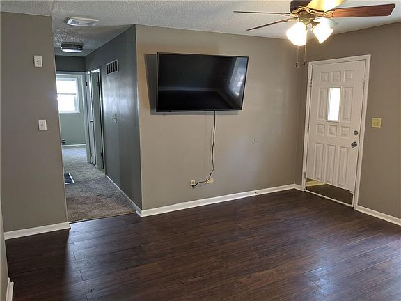 5th image of 2112 Belmont Blvd