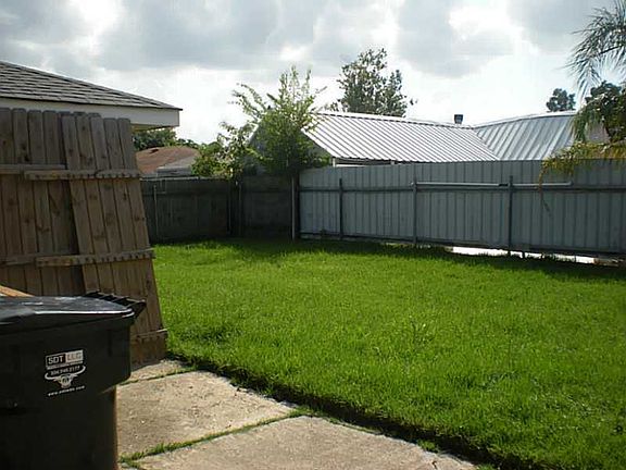 2nd image of 3620 Veronica Dr